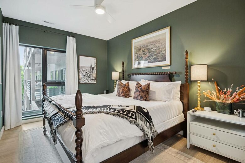 Southern Comfort | Downtown Nashville Luxury - Nashville, Tennessee