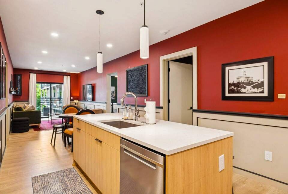 Southern Comfort | Downtown Nashville Luxury - Nashville, Tennessee