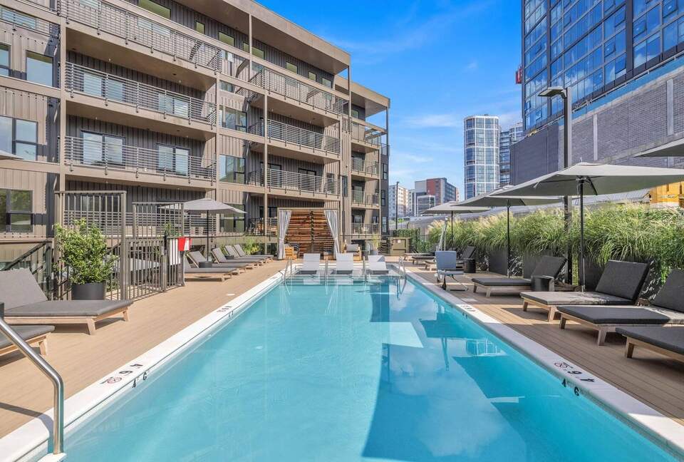 Southern Comfort | Downtown Nashville Luxury - Nashville, Tennessee