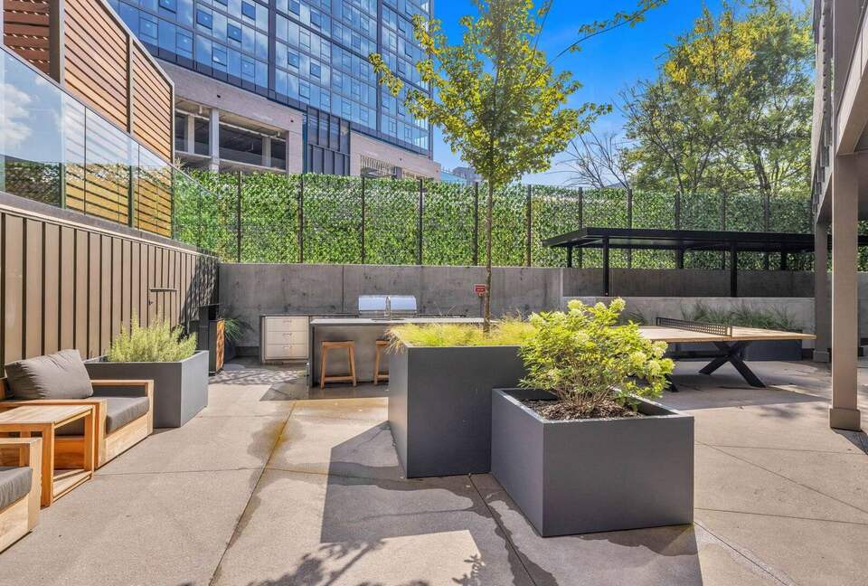 Southern Comfort | Downtown Nashville Luxury - Nashville, Tennessee