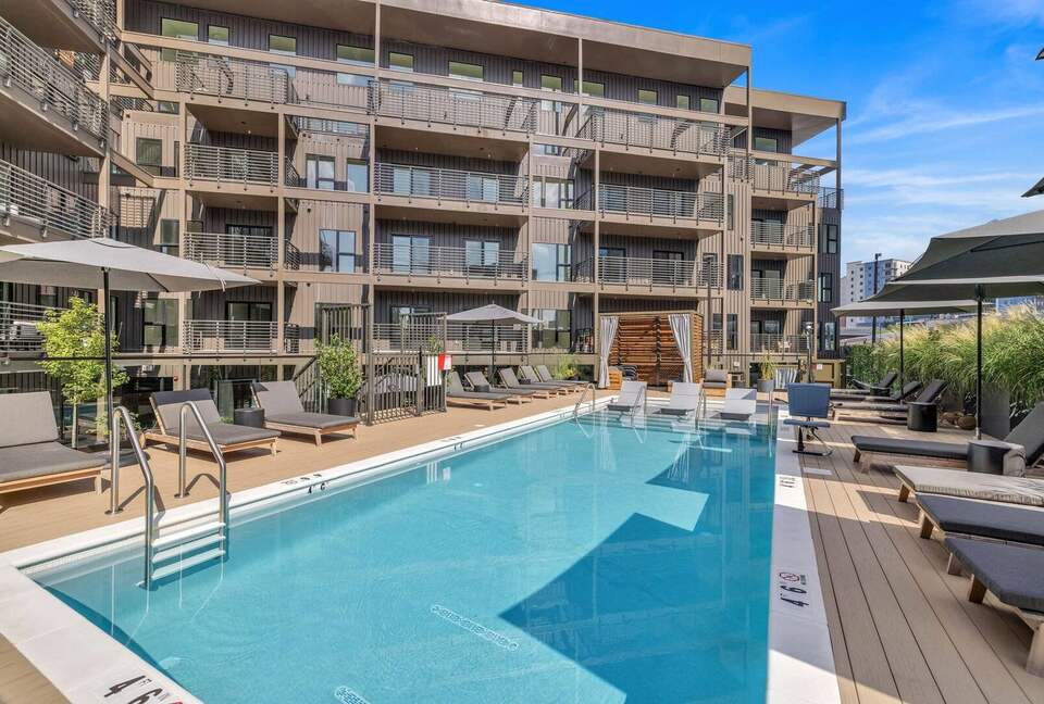 Southern Comfort | Downtown Nashville Luxury - Nashville, Tennessee