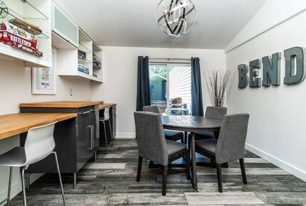 Bend Getaway Near Trails, Skiing & Downtown - Bend, Oregon