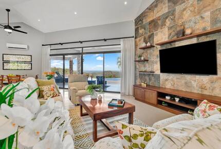 Elegant Escape with Infinity Pool and Pacific Panorama - Playas del Coco, Costa Rica