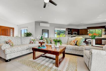 Elegant Escape with Infinity Pool and Pacific Panorama - Playas del Coco, Costa Rica