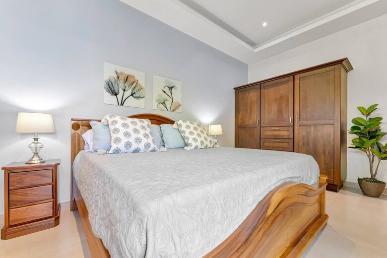 Elegant Escape with Infinity Pool and Pacific Panorama - Playas del Coco, Costa Rica