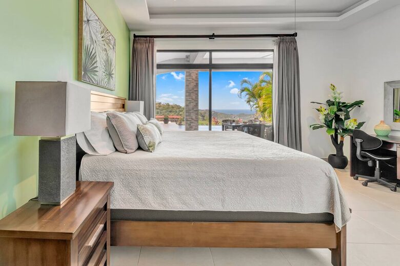 Elegant Escape with Infinity Pool and Pacific Panorama - Playas del Coco, Costa Rica