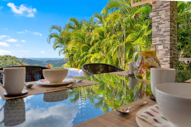 Elegant Escape with Infinity Pool and Pacific Panorama - Playas del Coco, Costa Rica
