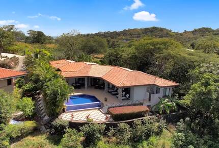Elegant Escape with Infinity Pool and Pacific Panorama - Playas del Coco, Costa Rica