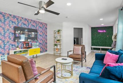 Elegant Entertainer Near Hyde Park - Tampa, Florida