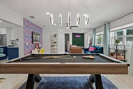 Elegant Entertainer Near Hyde Park - Tampa, Florida