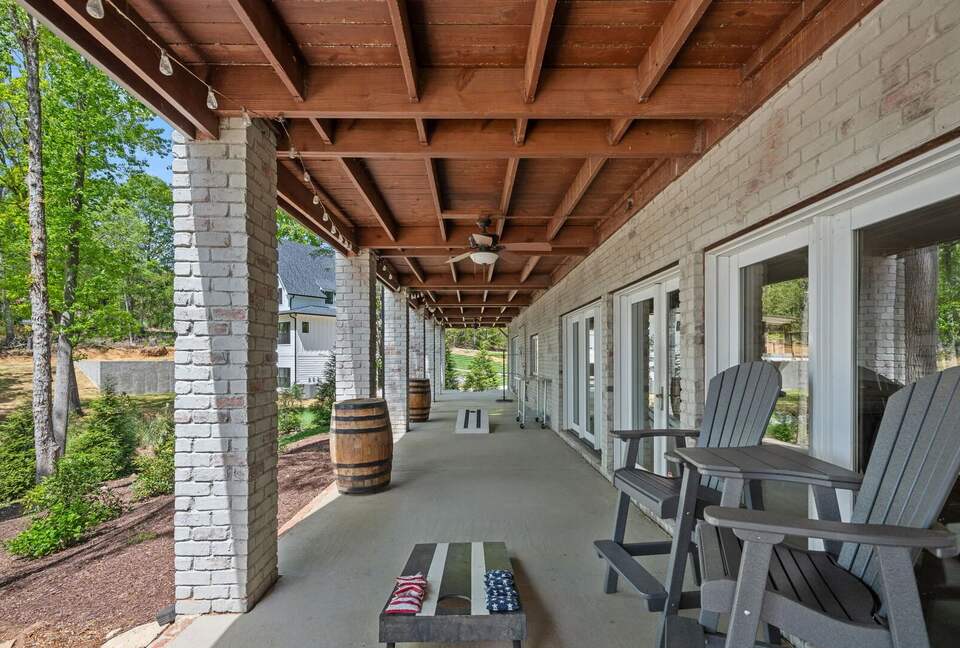 Sophisticated Waterside Escape on Lake Norman - Mooresville, North Carolina