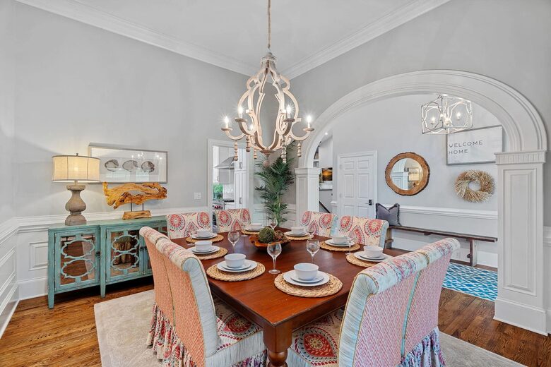 Sophisticated Waterside Escape on Lake Norman - Mooresville, North Carolina