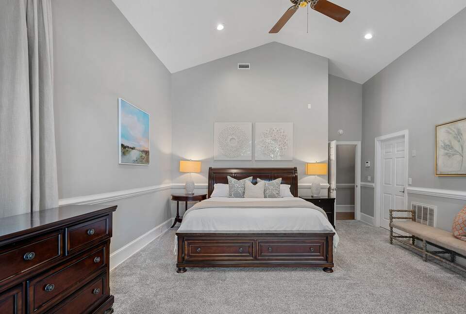 Sophisticated Waterside Escape on Lake Norman - Mooresville, North Carolina