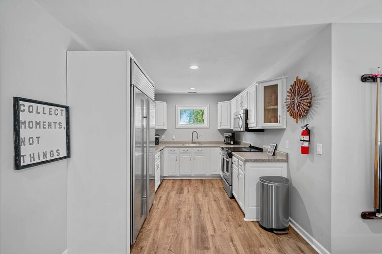 Sophisticated Waterside Escape on Lake Norman - Mooresville, North Carolina