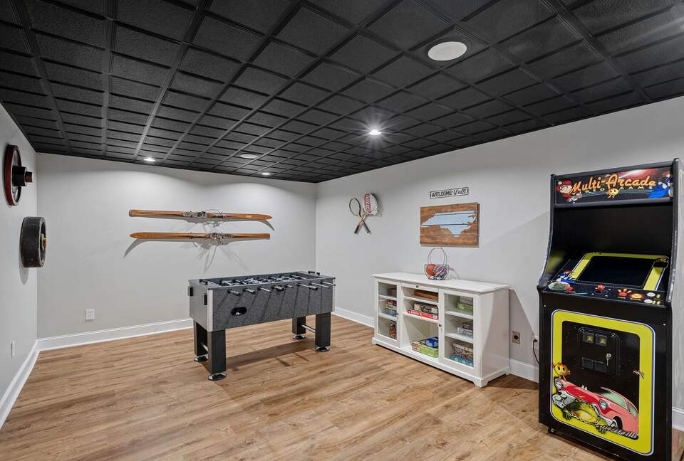 Sophisticated Waterside Escape on Lake Norman - Mooresville, North Carolina