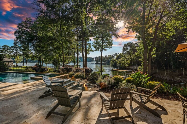 Sophisticated Waterside Escape on Lake Norman - Mooresville, North Carolina
