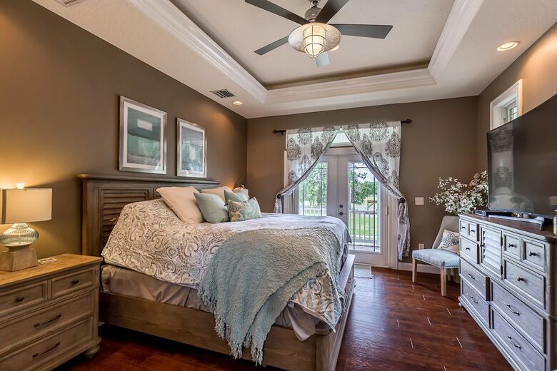 Exquisite Tampa-Area Oasis with Resort Amenities - Lutz, Florida