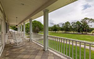 Exquisite Tampa-Area Oasis with Resort Amenities - Lutz, Florida