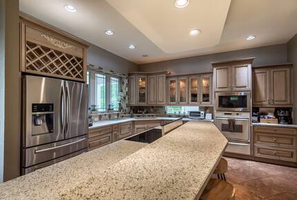 Exquisite Tampa-Area Oasis with Resort Amenities - Lutz, Florida