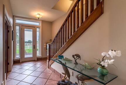 Exquisite Tampa-Area Oasis with Resort Amenities - Lutz, Florida