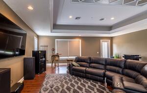 Exquisite Tampa-Area Oasis with Resort Amenities - Lutz, Florida