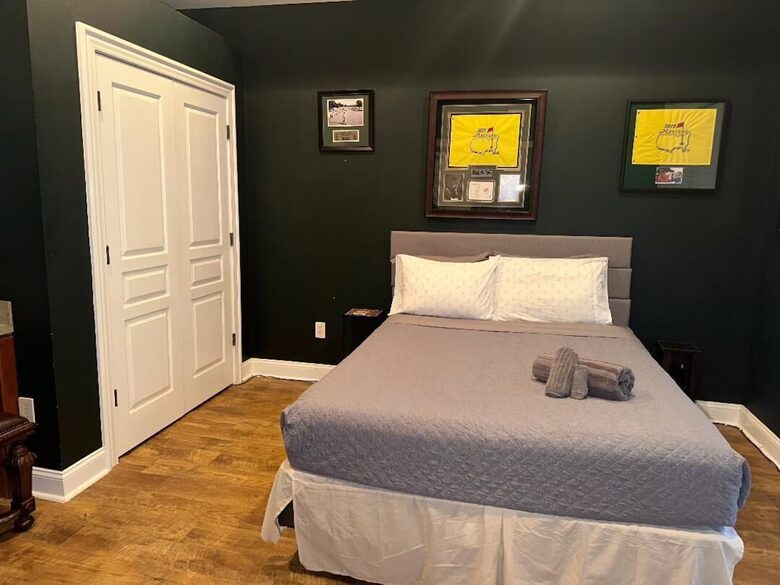 Exquisite Tampa-Area Oasis with Resort Amenities - Lutz, Florida