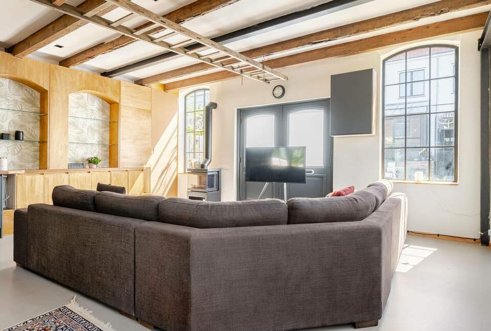 Living room (2)