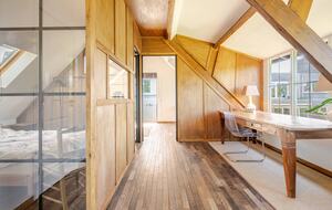 Upstairs landing (office)