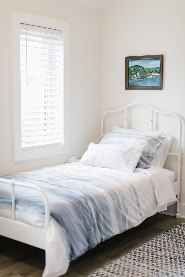 Vintage Charm by the Lake - Fort Erie, Canada