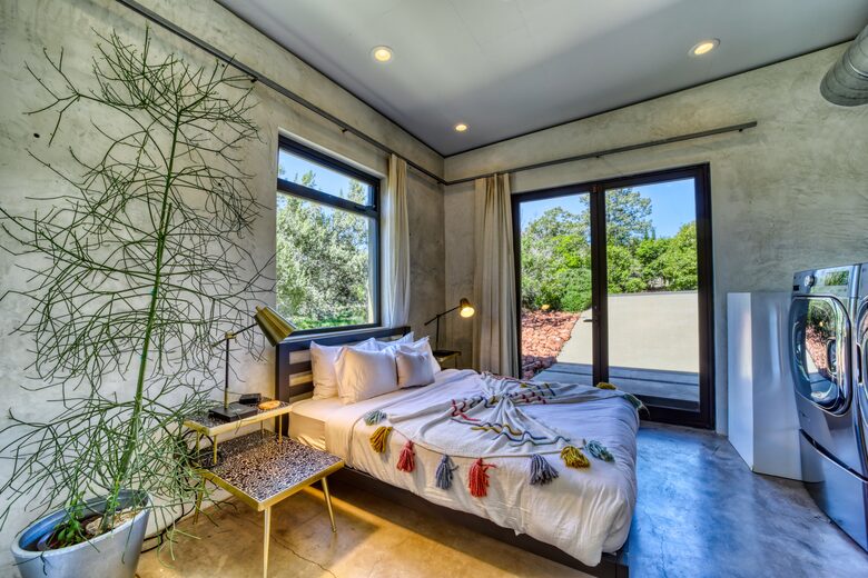 Tranquil Escape at Coffee Pot Rock - Sedona, Arizona