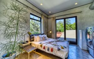 Tranquil Escape at Coffee Pot Rock - Sedona, Arizona