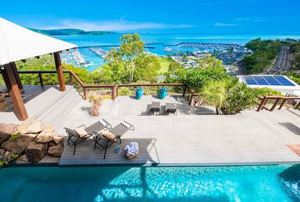 Panoramic Coral Sea Views from a Sophisticated Hillside Haven - Airlie Beach, Australia