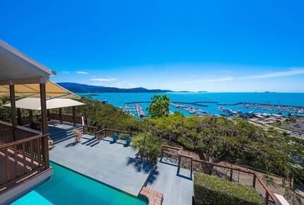Panoramic Coral Sea Views from a Sophisticated Hillside Haven - Airlie Beach, Australia