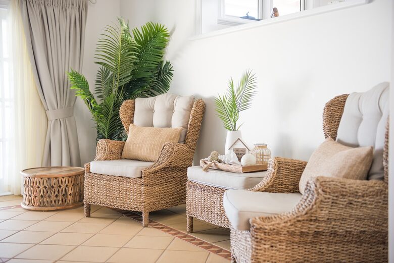 Panoramic Coral Sea Views from a Sophisticated Hillside Haven - Airlie Beach, Australia