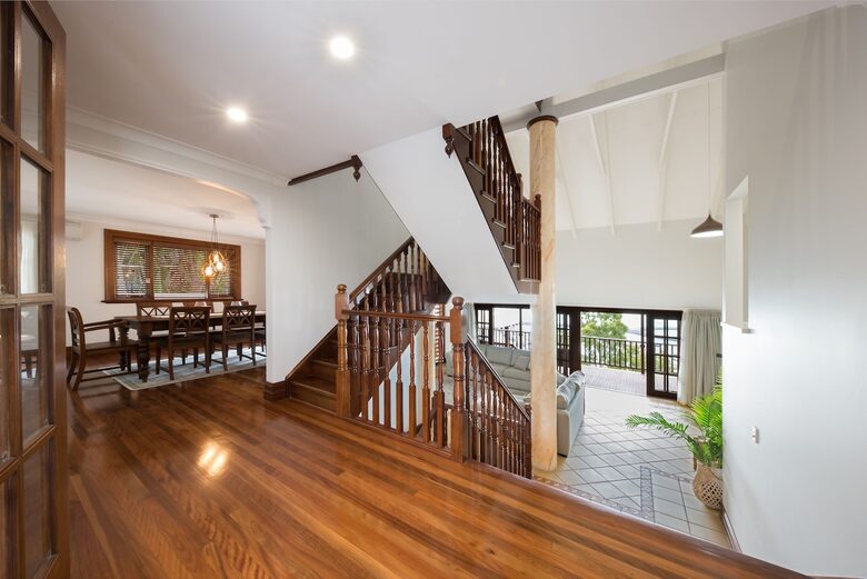 Panoramic Coral Sea Views from a Sophisticated Hillside Haven - Airlie Beach, Australia