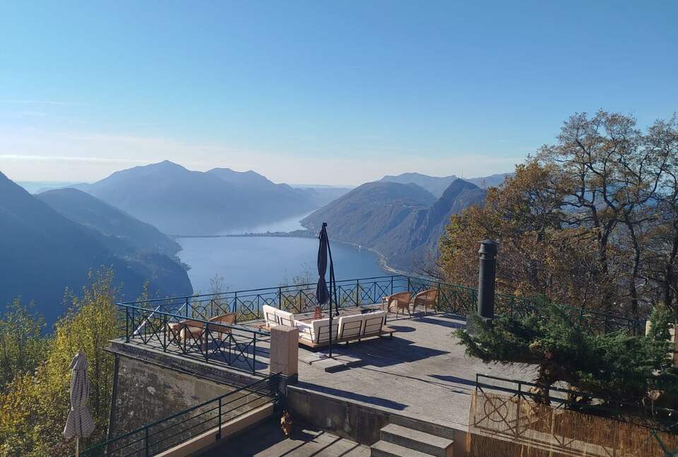 Panoramic Duplex with Lake and Mountain Vistas - Brè Sopra Lugano, Switzerland