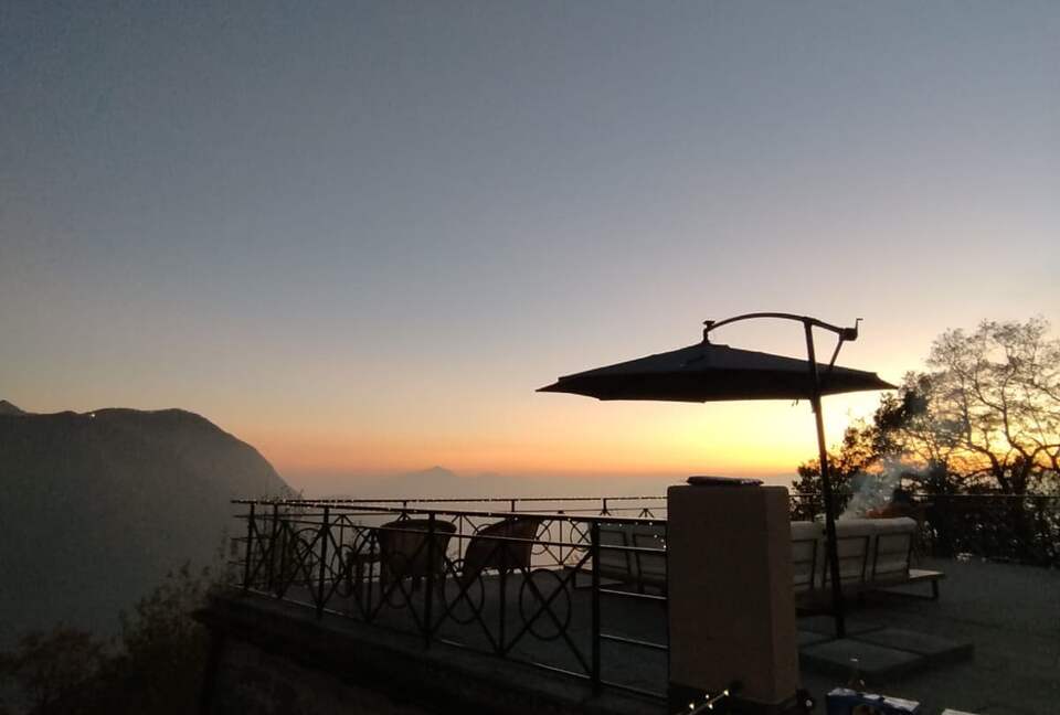 Panoramic Duplex with Lake and Mountain Vistas - Brè Sopra Lugano, Switzerland