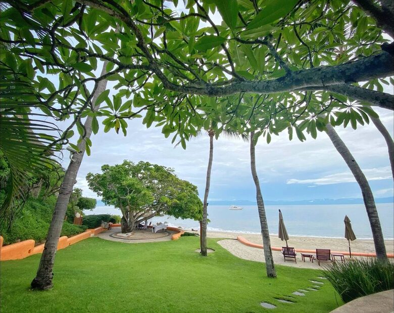 Luxurious Penthouse Retreat with Panoramic Marina Views - La Cruz de Huanacaxtle, Nayarit, Mexico