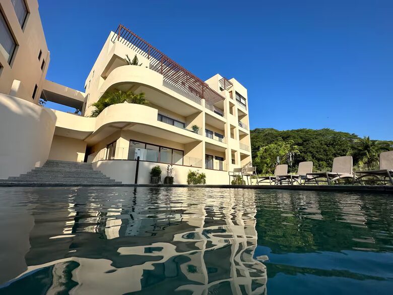 Luxurious Penthouse Retreat with Panoramic Marina Views - La Cruz de Huanacaxtle, Nayarit, Mexico