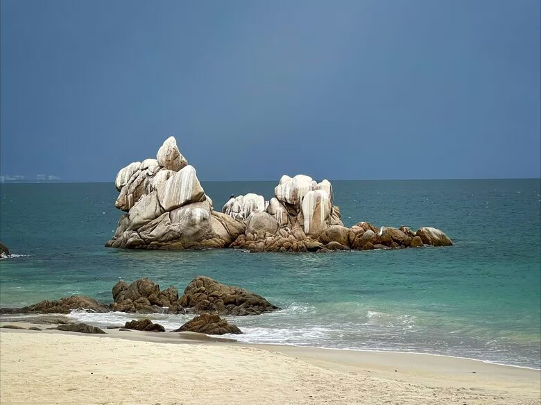 Luxurious Penthouse Retreat with Panoramic Marina Views - La Cruz de Huanacaxtle, Nayarit, Mexico