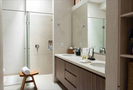 Luxurious Penthouse Retreat with Panoramic Marina Views - La Cruz de Huanacaxtle, Nayarit, Mexico