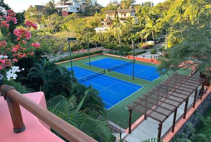 Luxurious Penthouse Retreat with Panoramic Marina Views - La Cruz de Huanacaxtle, Nayarit, Mexico