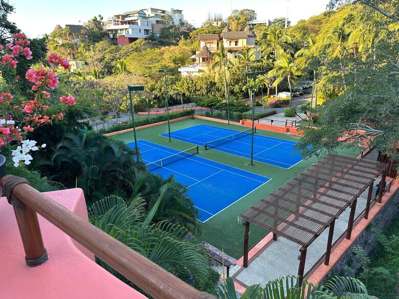 Luxurious Penthouse Retreat with Panoramic Marina Views - La Cruz de Huanacaxtle, Nayarit, Mexico