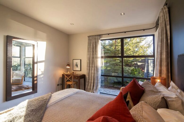 Sun Peaks Villa – Alpine Elegance in Jack’s Point - Queenstown, New Zealand