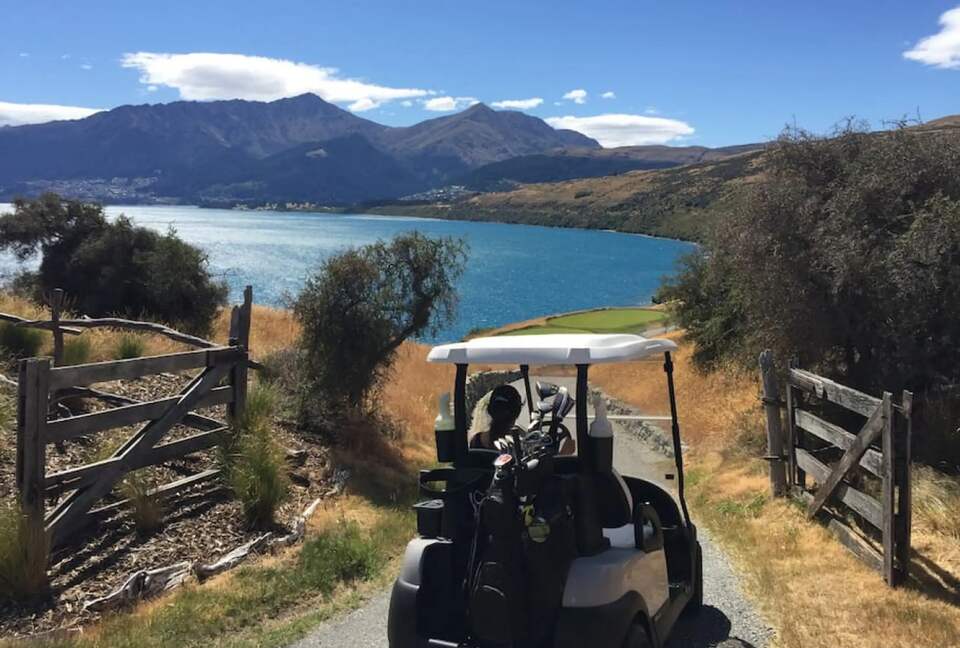 Sun Peaks Villa – Alpine Elegance in Jack’s Point - Queenstown, New Zealand