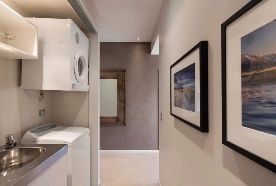 Sun Peaks Villa – Alpine Elegance in Jack’s Point - Queenstown, New Zealand