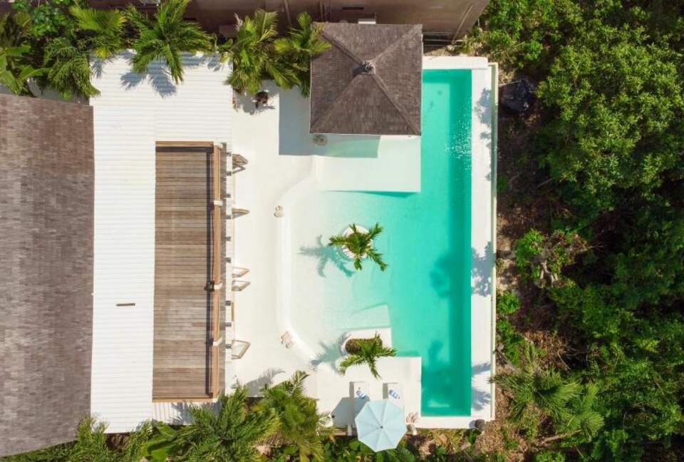 Elegant Uluwatu Escape Near Nyang Nyang Beach - "THE LAGOON " - Bali, Indonesia