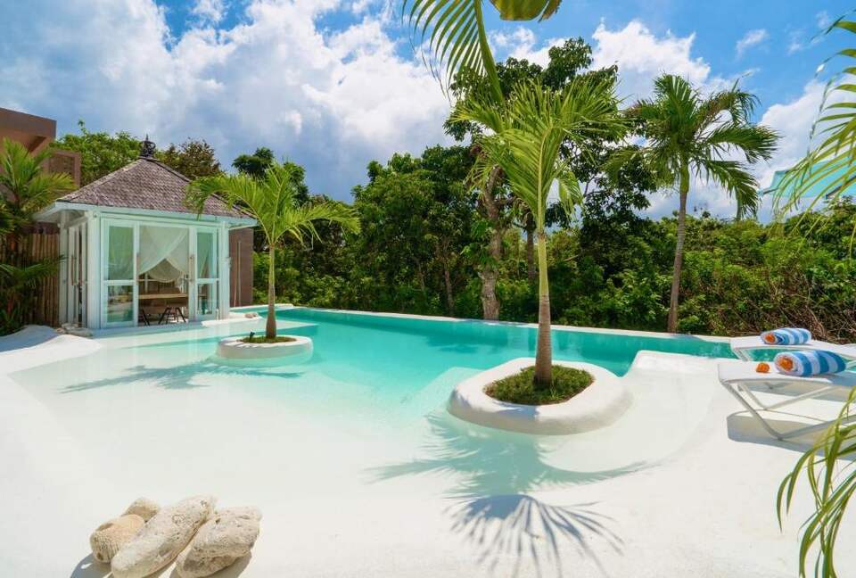 Elegant Uluwatu Escape Near Nyang Nyang Beach - "THE LAGOON " - Bali, Indonesia