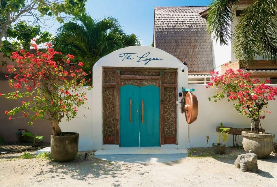 Elegant Uluwatu Escape Near Nyang Nyang Beach - "THE LAGOON " - Bali, Indonesia