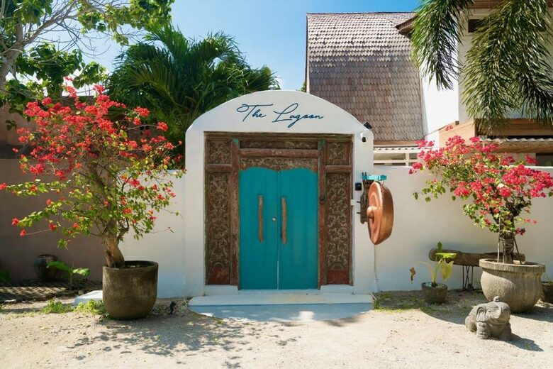 Elegant Uluwatu Escape Near Nyang Nyang Beach - "THE LAGOON " - Bali, Indonesia